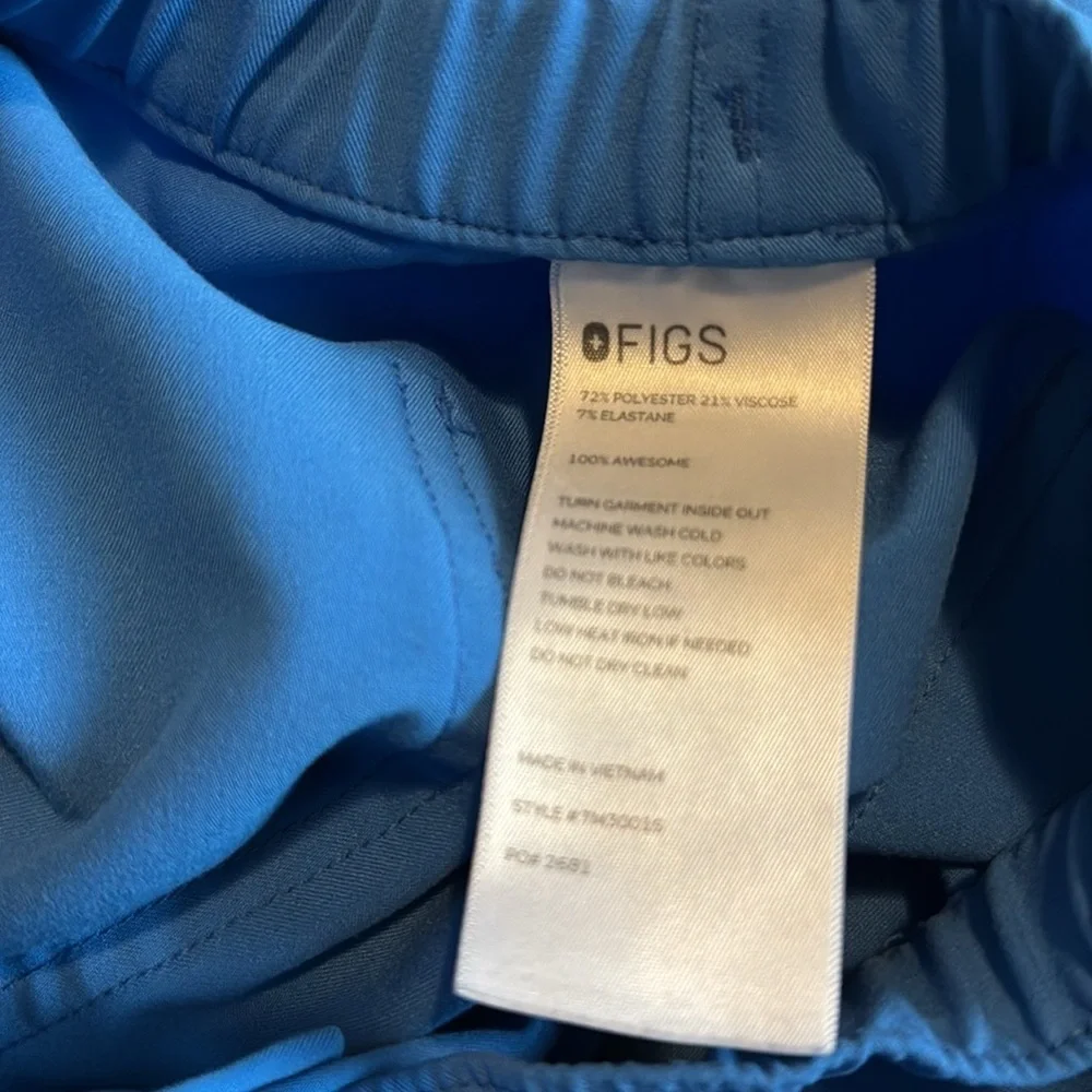 FIGS Cairo Cargo Scrub Pants Men’s Small Short Blue EUC Nurse Healthcare